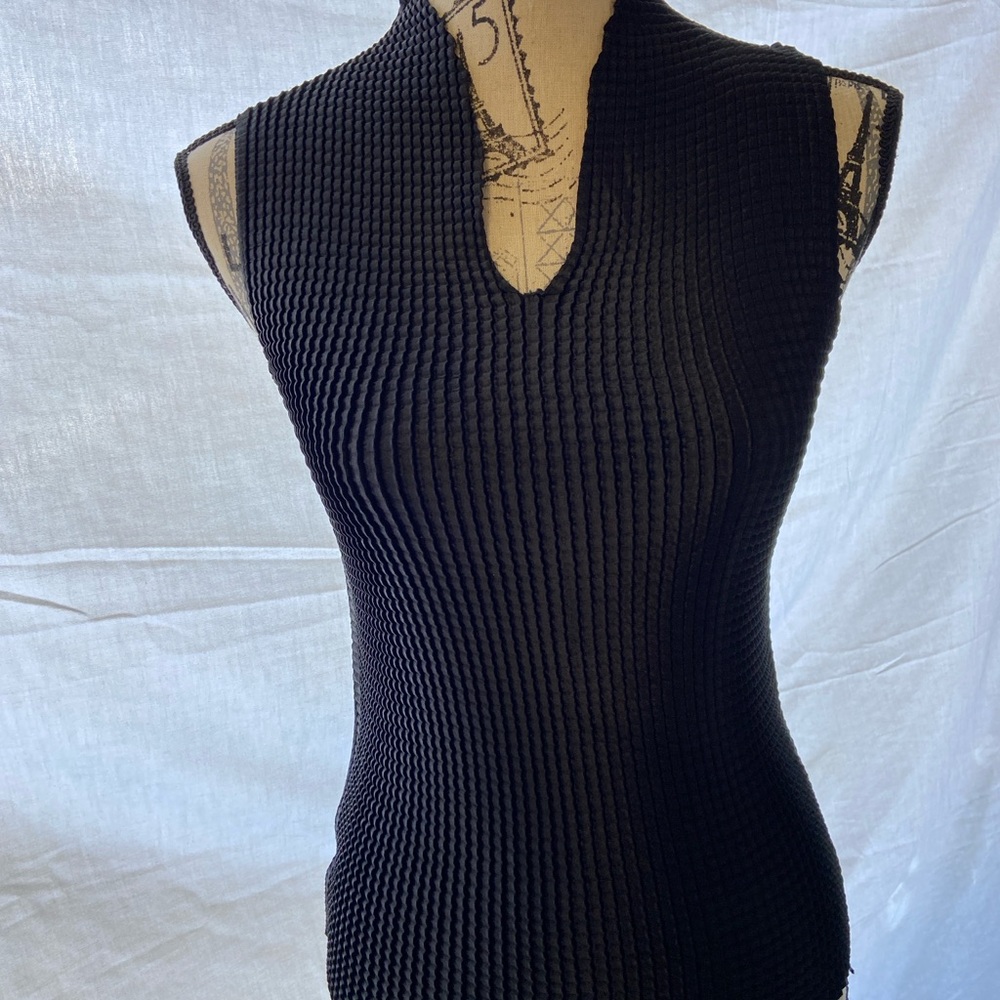 Black Patterned Blouse - image 3